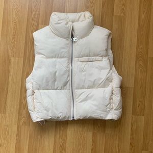 Pull&Bear Cream Cropped Vest